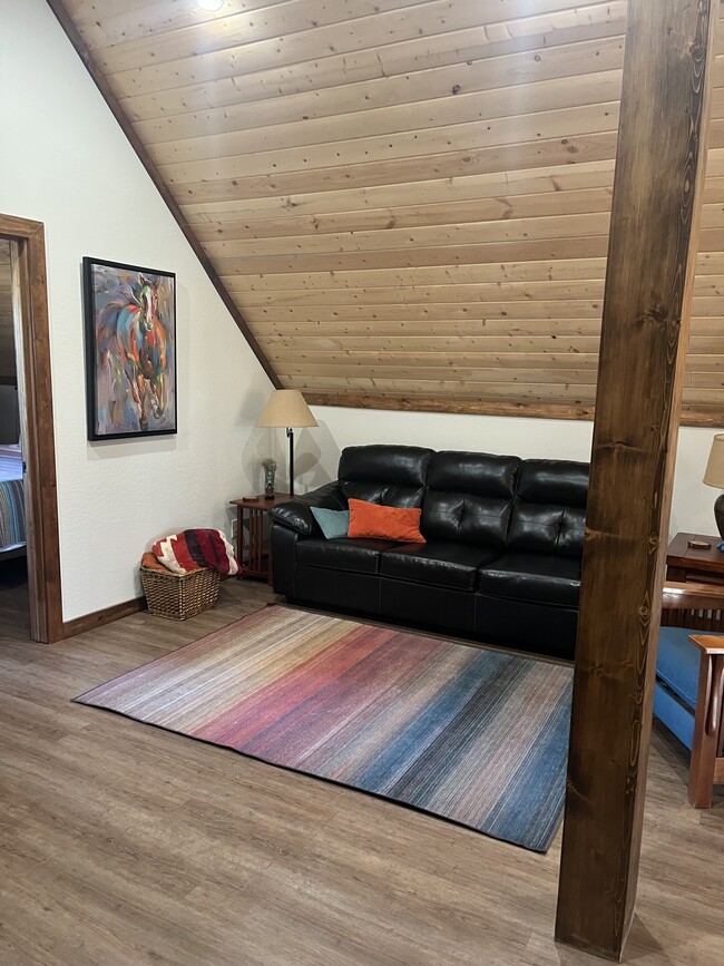 Photo - 5673 E Horseshoe Way Unidad Cabin