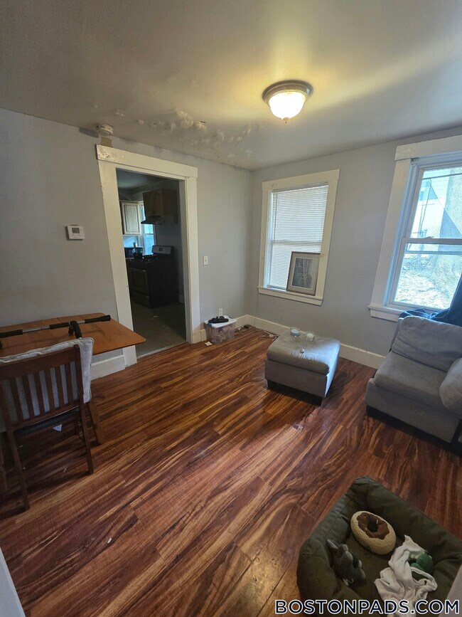 Photo - 11 Akron St Unit 2