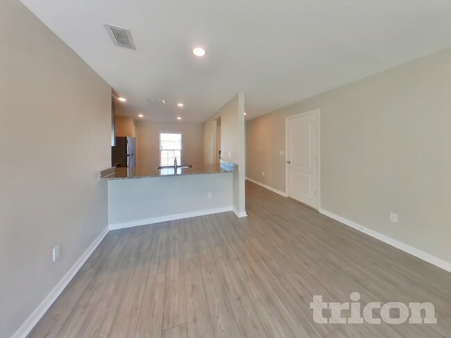 Photo - 14 Rivera Ln