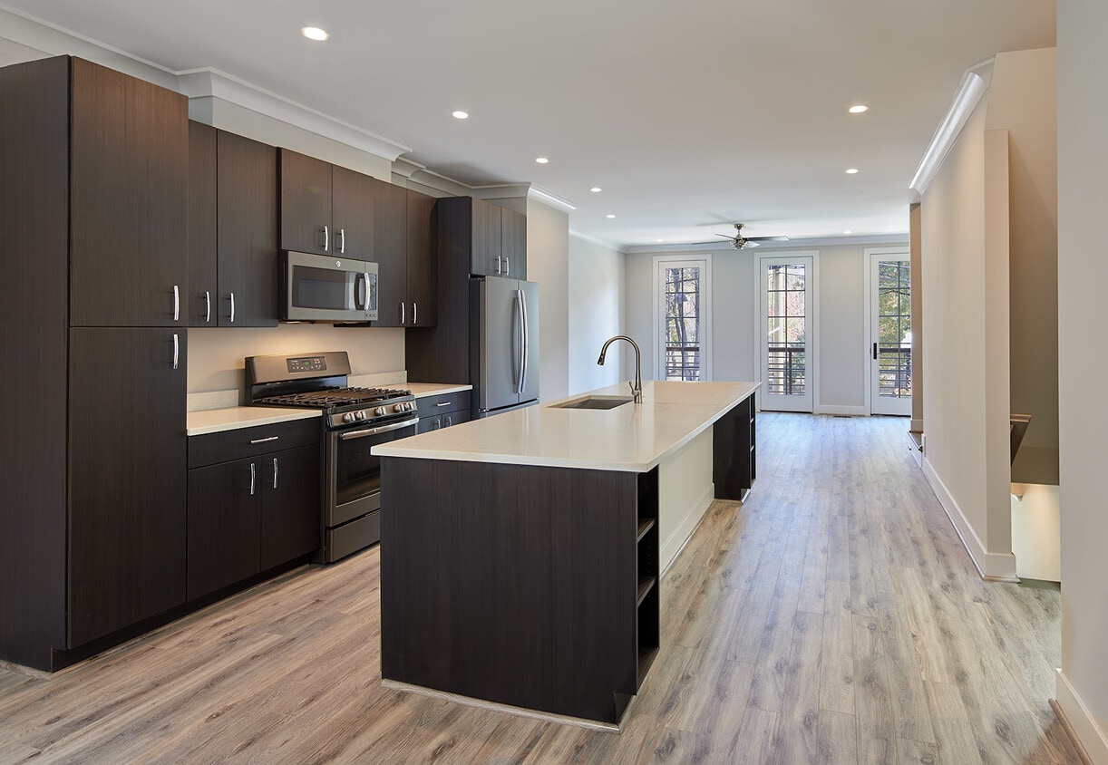 Photo - 932 N Buchanan St (Arlington, VA)