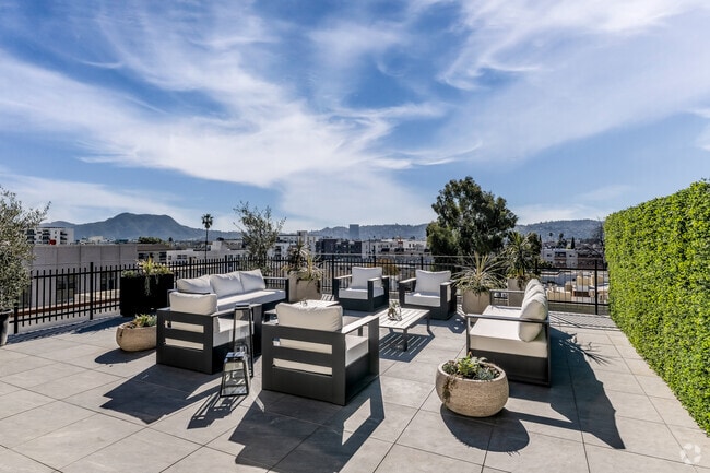 Roof Deck - Lib NoHo