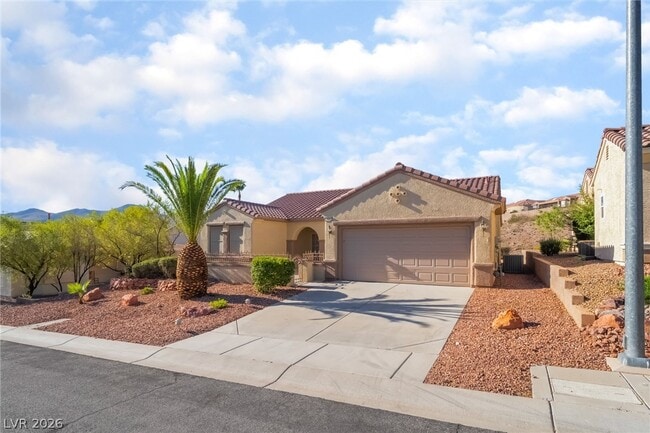 Photo - 2571 Thatcher Ave