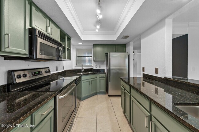 Photo - 864 Shoreline Cir