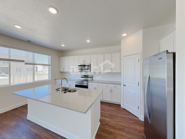 Photo - 321 North St