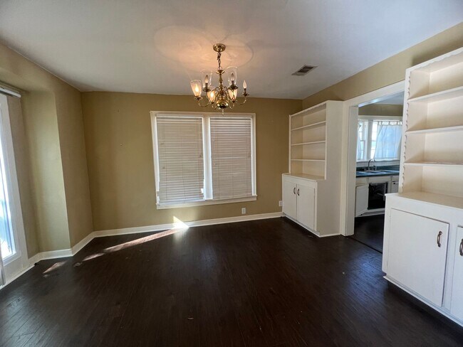 Photo - Updated in Highland...