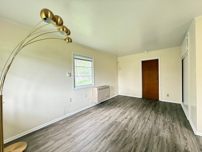 Photo - 502 F Ave
