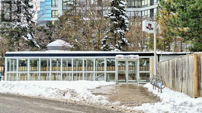 Photo - 8 Pemberton Ave Unité Uph06