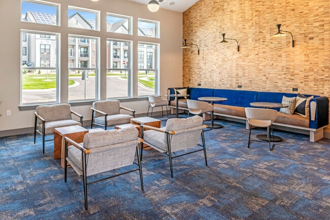 Coffee Lounge - Clubhouse