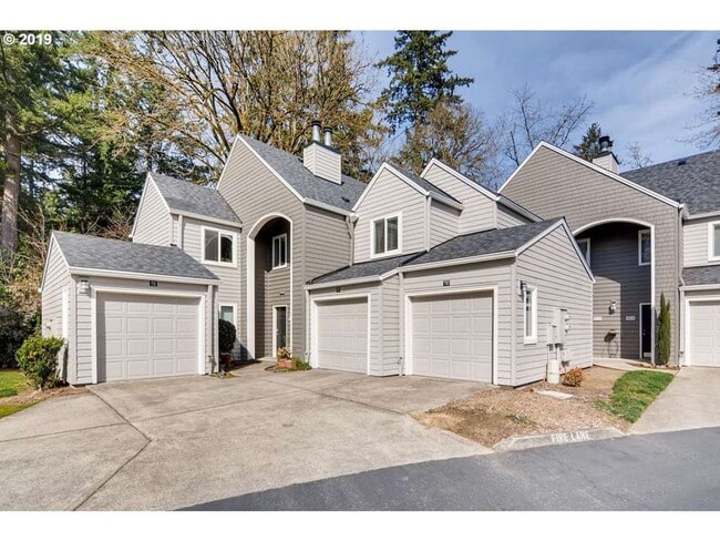 5225 Jean Rd