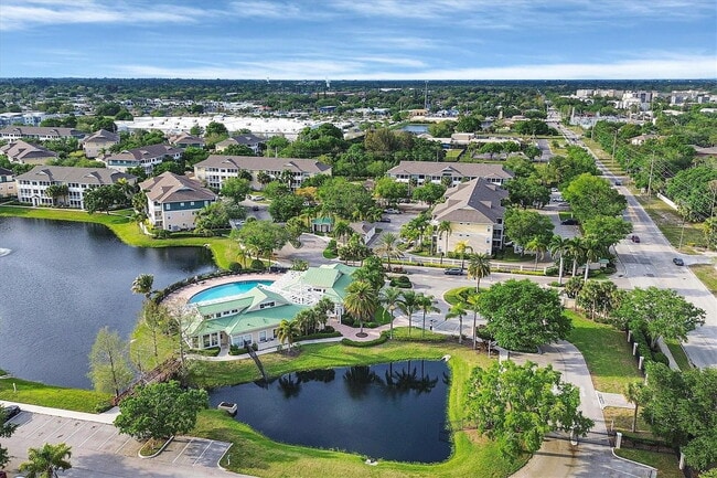 Photo - "Chic & Cozy Furnished 1-Bedroom Condo with Granite Charm and Poolside Relaxation in Bradenton!" Unidad 510