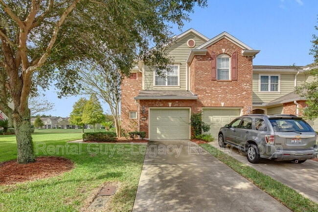 Building Photo - 6986 Roundleaf Dr