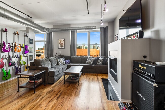 Photo - 6 S Laflin St Unidad 612