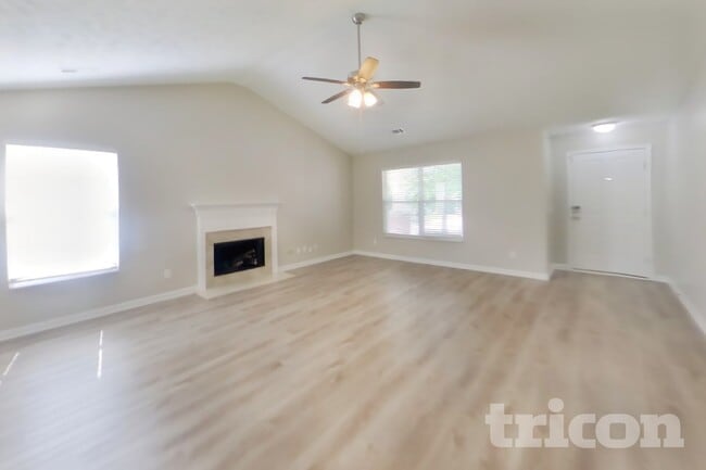 Photo - 125 Ivy Hill Ln