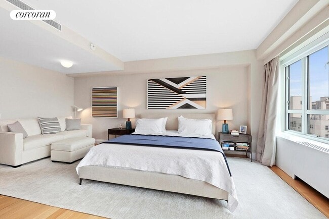 Photo - 200 E 66th St