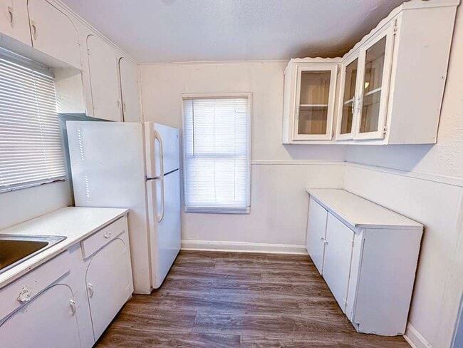 Photo - 1409 10th St Unit 1409 10th St Rear