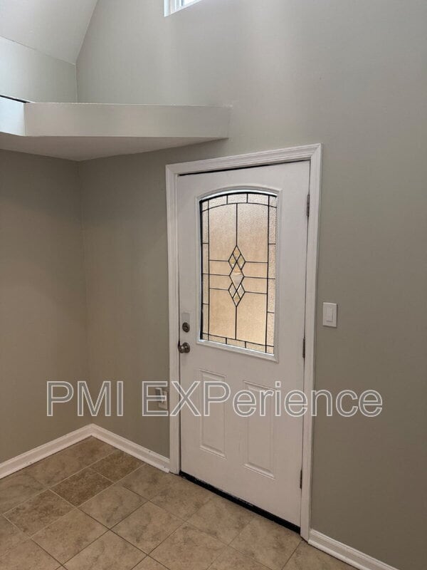 Photo - 8203 Comet Dr