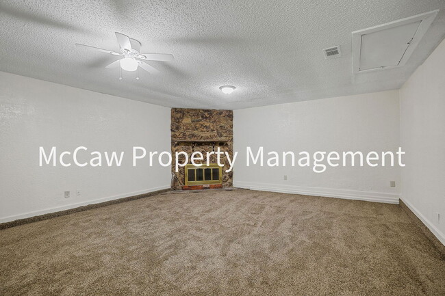 Photo - 14306 Seminole Dr