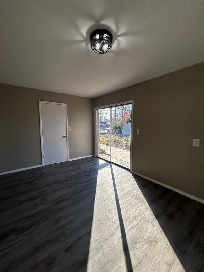 Photo - 3-Bedroom, 2-Bath Home in Prime Location!