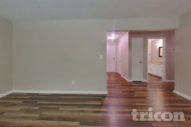 Photo - 1200 Muirswood Way