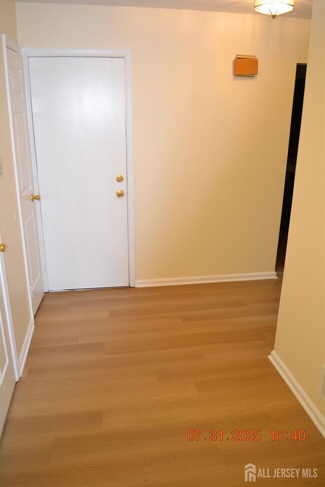 Photo - 26 Dorchester Dr