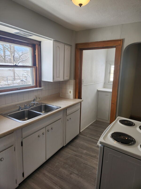 Photo - 87 Brighton Dr