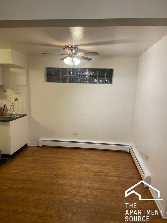 Photo - 7528 N Claremont Ave Unit 1