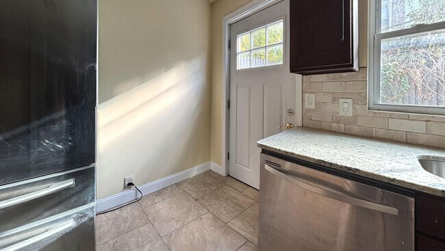 Photo - Philadelphia Rental with Modern Finishes a...