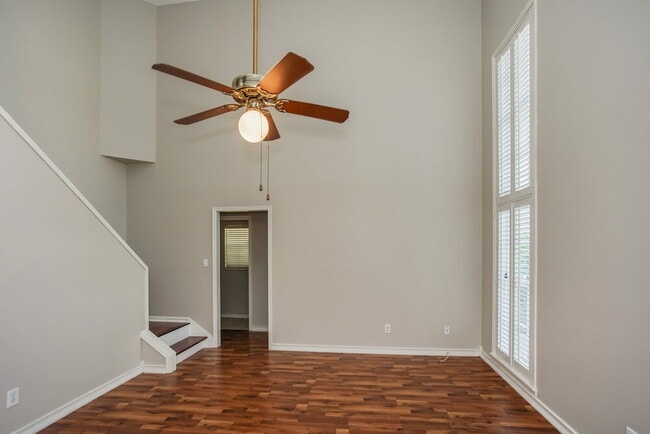 Photo - 17703 Parkway Green Ln