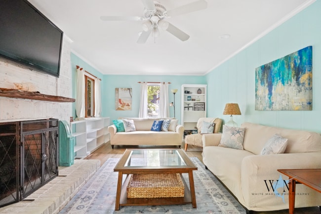 Photo - 80 Cresthaven Dr