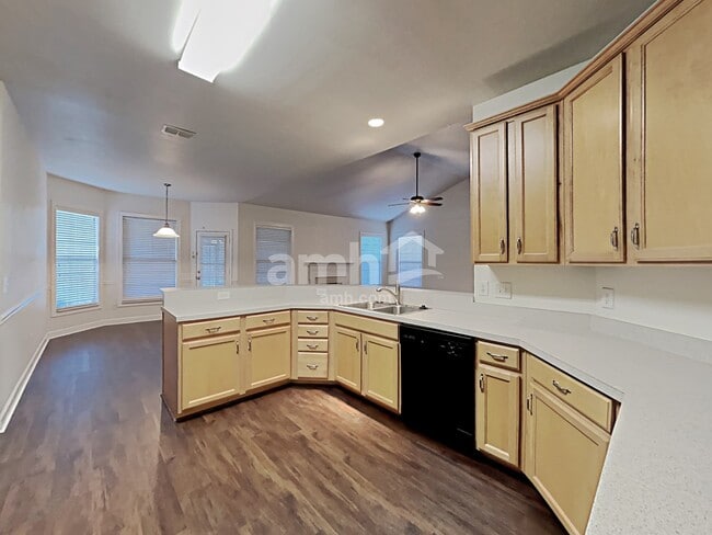 Photo - 4016 Williford Way