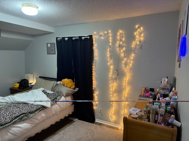 Photo - 200 E 9th St Unidad 200 E 9th St