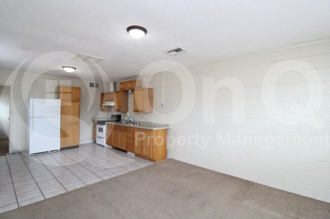 Photo - 16 1/2 South 81st Street