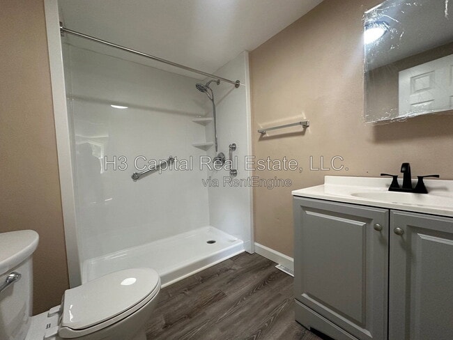 Photo - 435 N 38th St