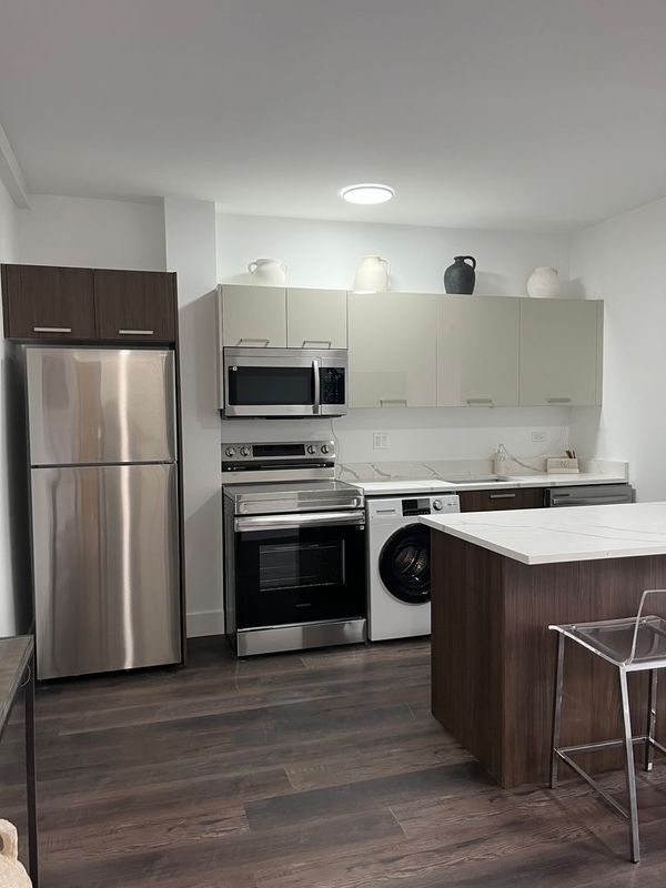 1555 W Hollywood Ave Unit 312