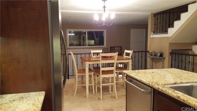 Photo - 17937 Magnolia Blvd