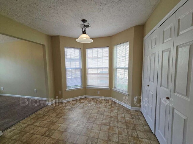 Photo - 701 Warmstone Ct