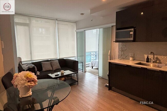 1283 Howe St Unit Tate