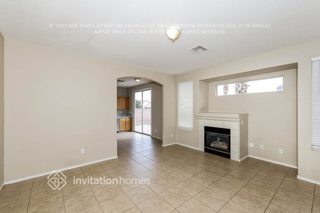 Photo - 534 Startop St