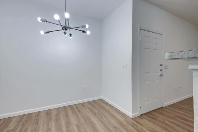 Photo - 2320 Gracy Farms Ln Unidad 513