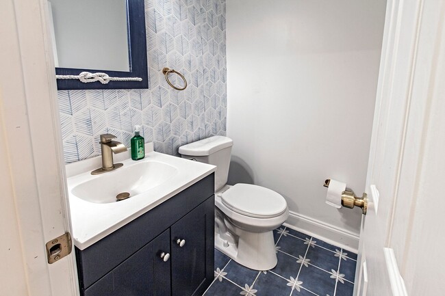 Photo - 3 bedroom, 1.5 bath, newly renovated home in Wilmington, DE