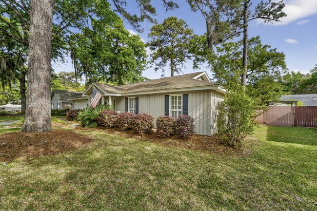 Photo - 118 Blue Heron Dr