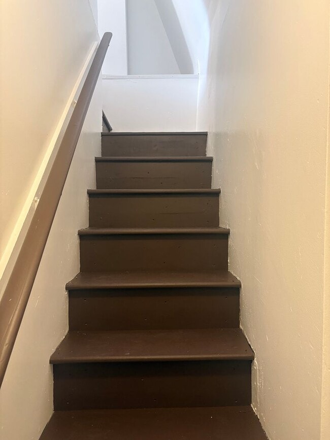 Photo - 3rd Floor 1 Bedroom Apartment-York City SD