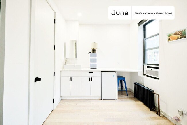 Photo - Room in Shared 3 bed/3 bath home Unit B