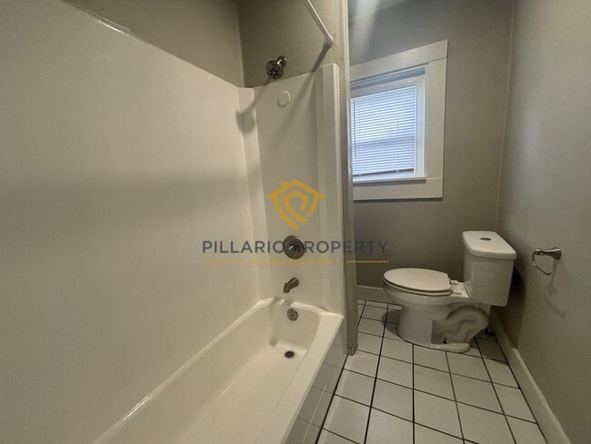 Photo - Renovated 3 Bedroom 2 Bathroom in Brookside Park available now!