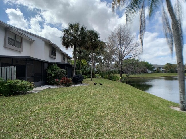 Photo - 3453 Carambola Cir S