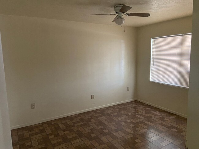 Photo - 2 Bed, 1 Bath Home! Unit 5007 19th St W