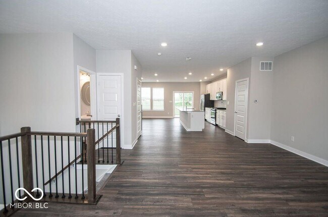 Photo - 7276 Zanesville Rd