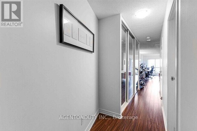 25 The Esplanade Unit 1122