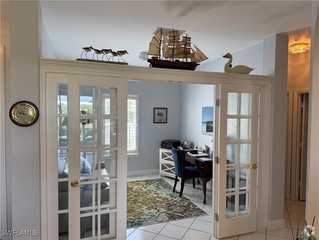 Building Photo - 1420 Sweetwater Cove Unit 102 Rental