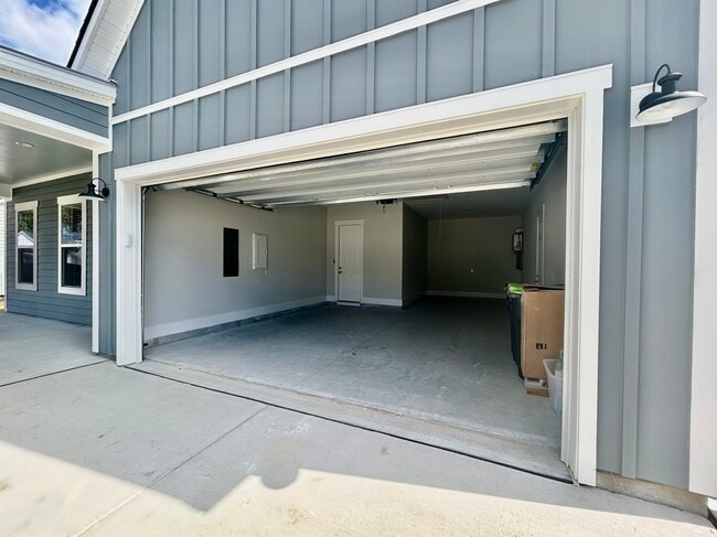 Photo - 1214 Laurel Oak Ave